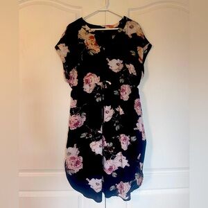 NWOT Emery Rose Summer Dress